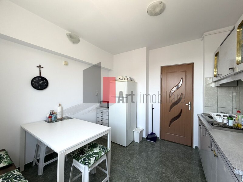 Dristor Apartament renovat, decomandat, luminos  Zona Dristor metrou