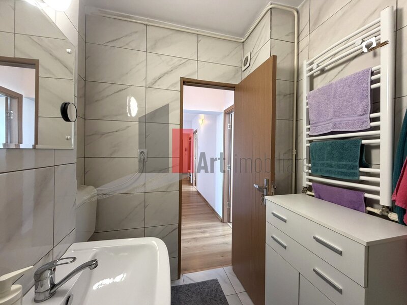 Dristor Apartament renovat, decomandat, luminos  Zona Dristor metrou